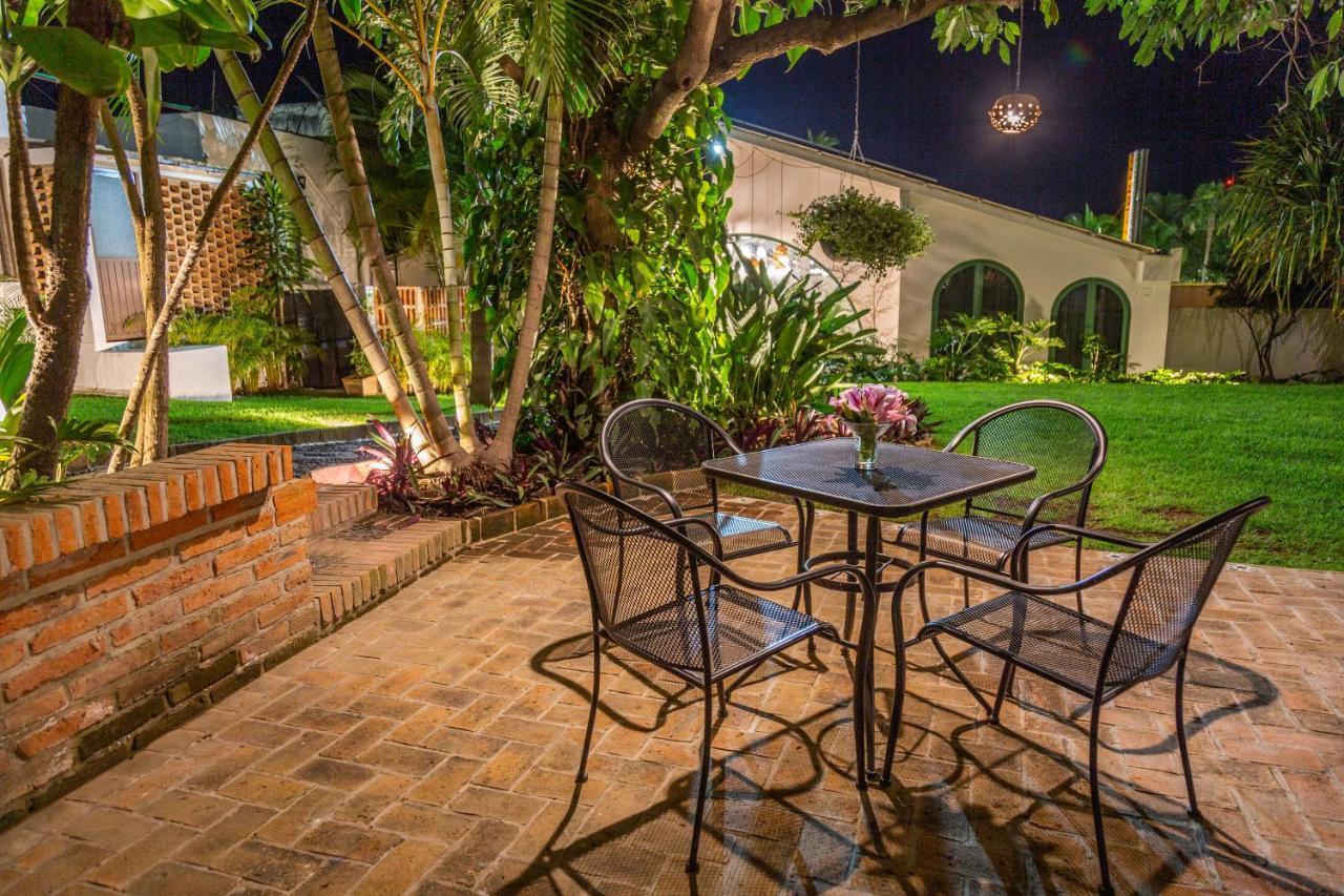 Plaza Chapala Hotel エクステリア 写真
