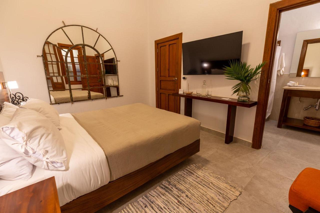 Plaza Chapala Hotel エクステリア 写真