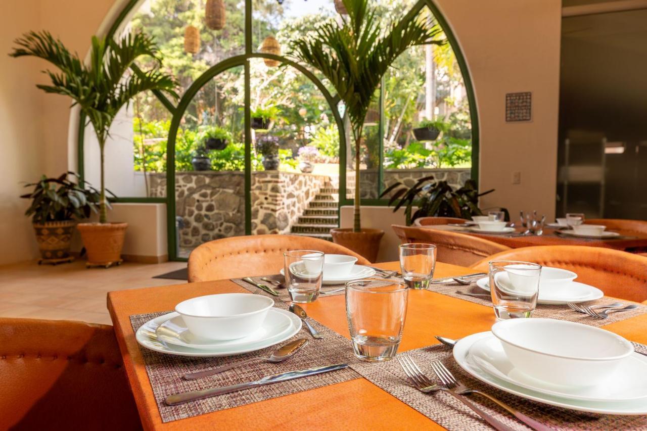 Plaza Chapala Hotel エクステリア 写真