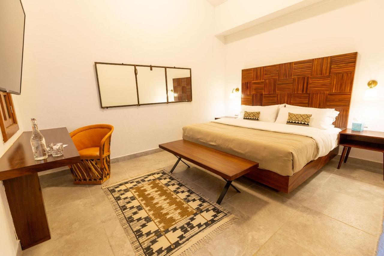 Plaza Chapala Hotel エクステリア 写真